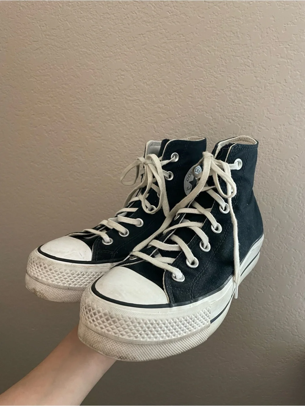Converse Black Platform High Top Sneakers Women’s Size 7